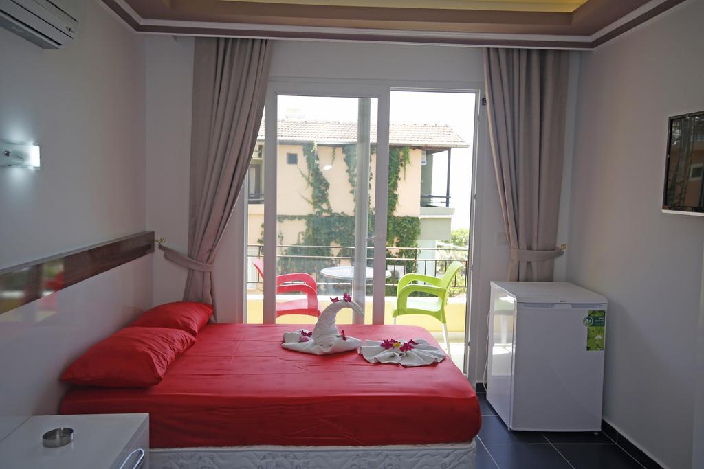 Ustun Apart Pansiyon Alanya Esterno foto